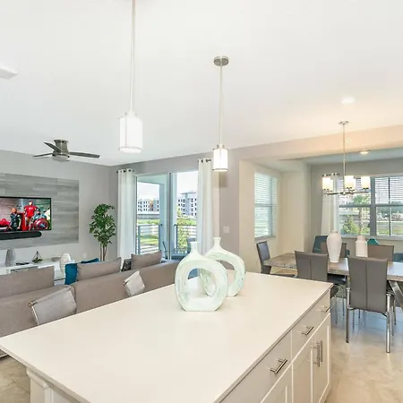 Modern Condo - 2 Beds 2 Baths - Close To Disney 202